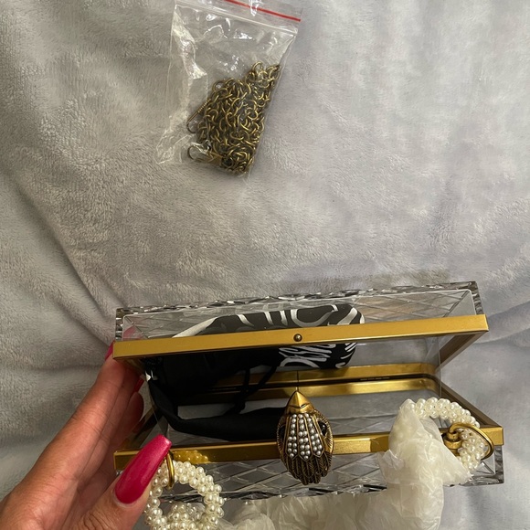 Kurt Geiger Clear Acrylic Clutch Bag with Pearl Handle - Picture 13 of 13